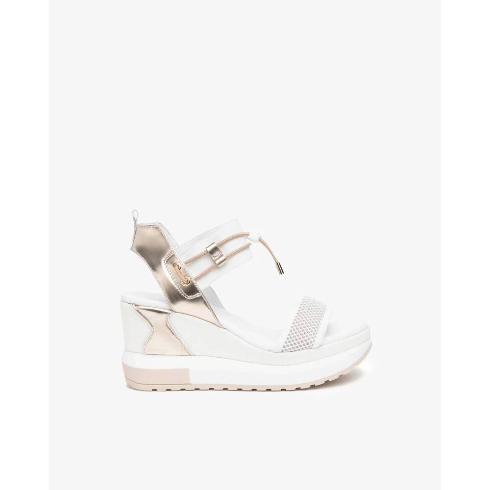 NEW NEROGIARDINI women's platform wedge sandals in metallic/white